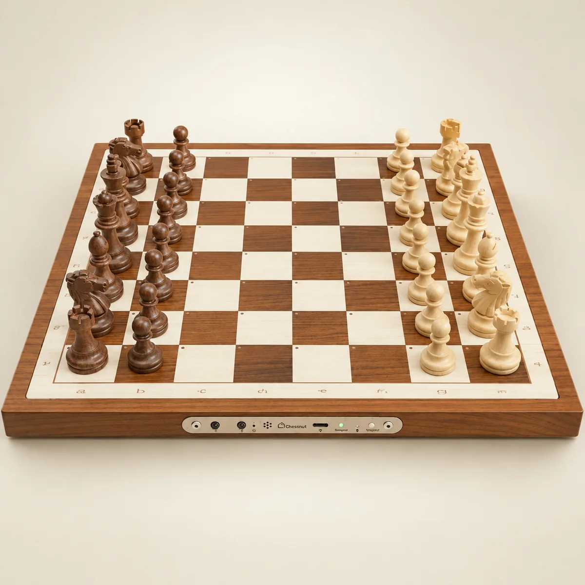 Chessnut Air — Компактная деревянная доска для онлайн-игры и анализа