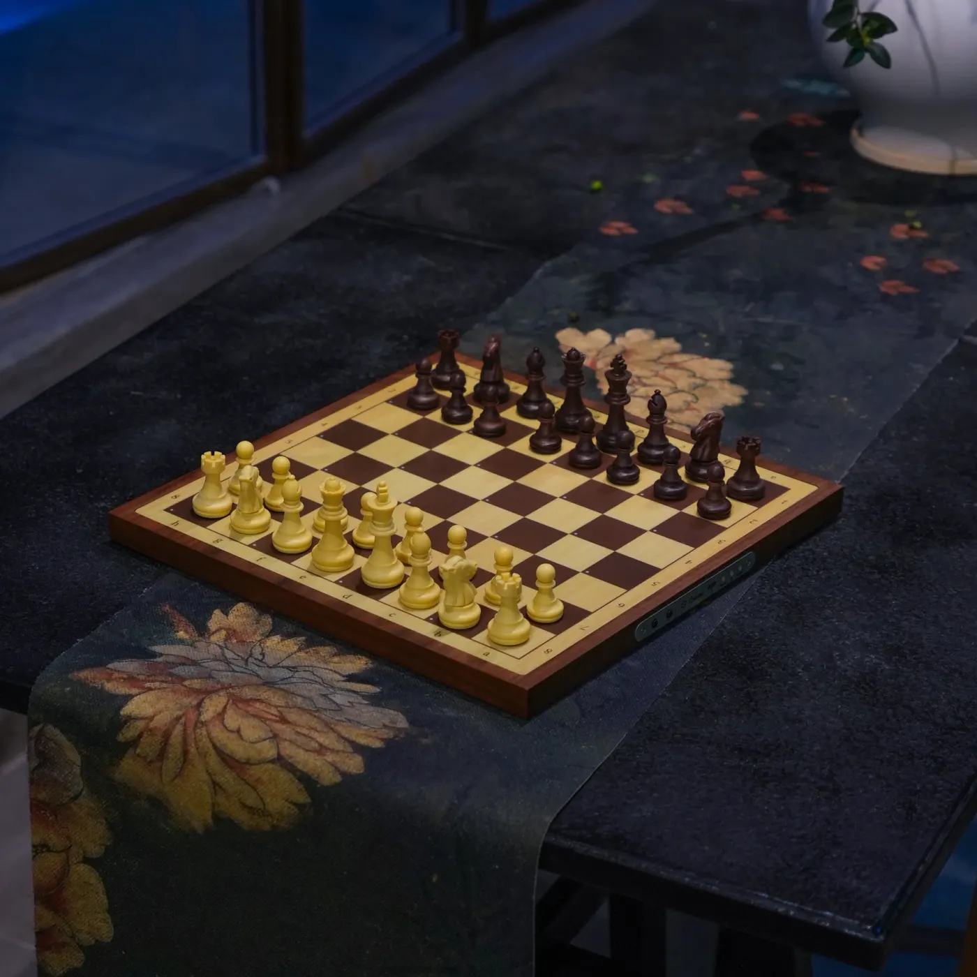 Chessnut Air — Компактная деревянная доска для онлайн-игры и анализа, фото 4