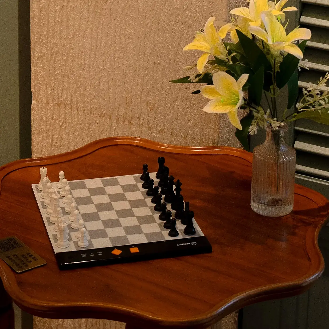 Chessnut GO — Портативная электронная доска с магнитными фигурами, фото 8