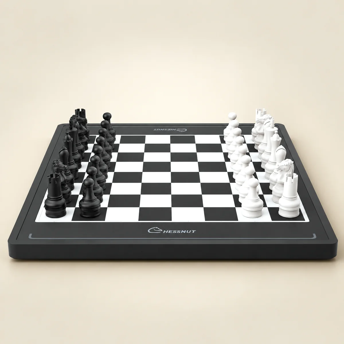 Chessnut Move (пластиковые фигуры) — Роботизированная доска с автоперемещением фигур — версия с пластиковыми фигурами