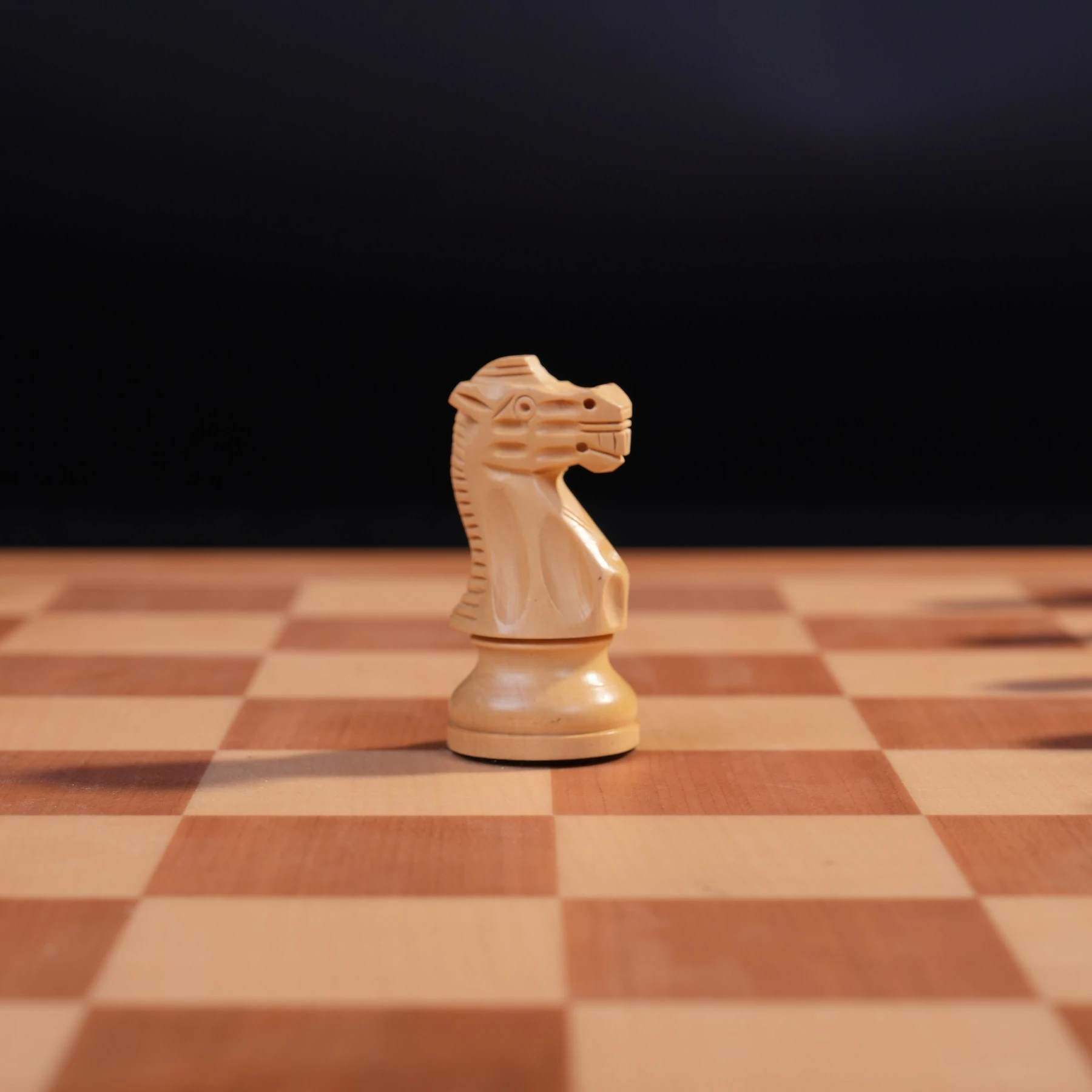 Chessnut Pro — Турнирный формат 540 мм с Wi-Fi и подсветкой ходов, фото 7