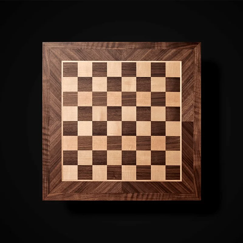 Phantom Classical Walnut — Роботизированная доска из ореха со стаунтоновскими фигурами, фото 2
